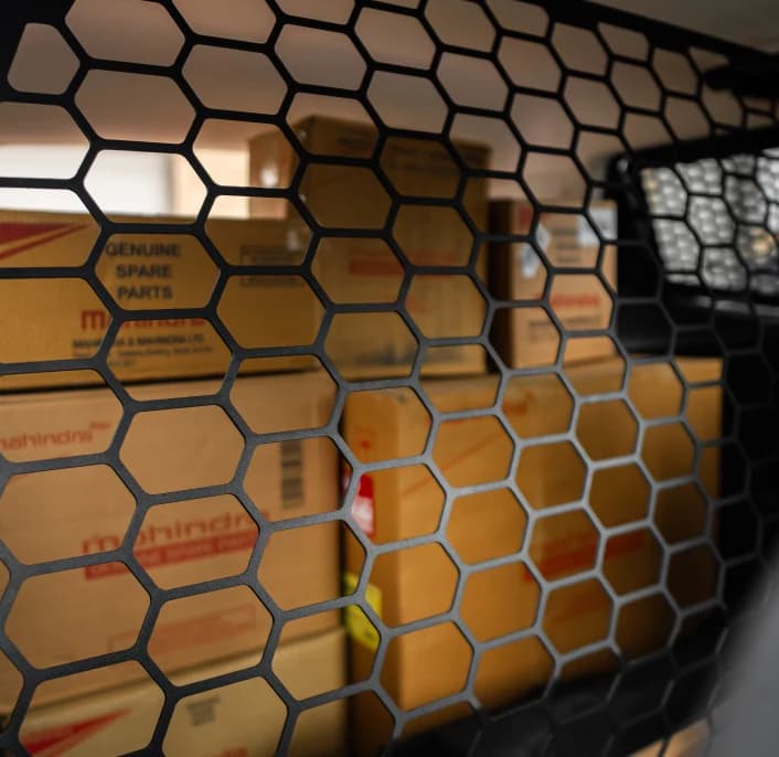 XUV 3XO Xprez Panel Van metal security grid